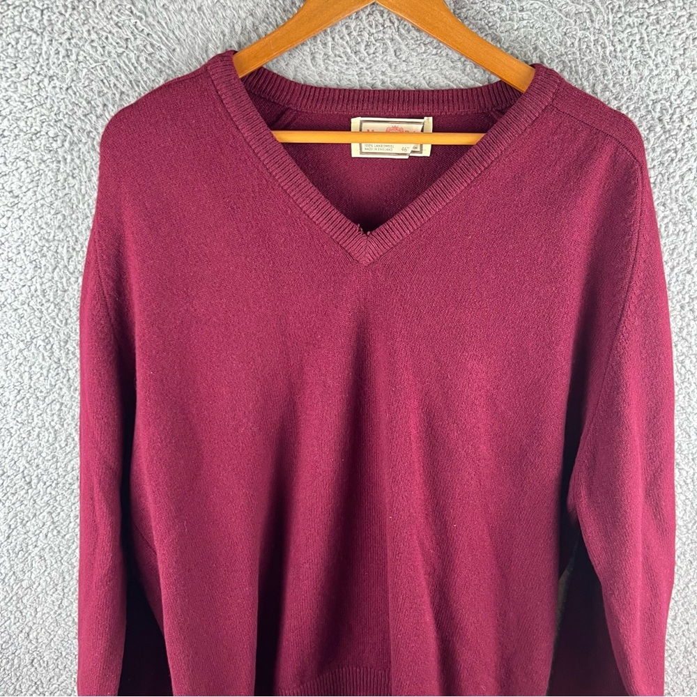 Alan Paine Size L/XL Lambswool‎ Burgundy V-Neck Vintage Sweater Made in England - Picture 6 of 13